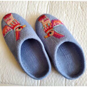 EUC French Knot XL Wool Slippers Nepalese Embroidered Bird Cozy Felt Slip-ons